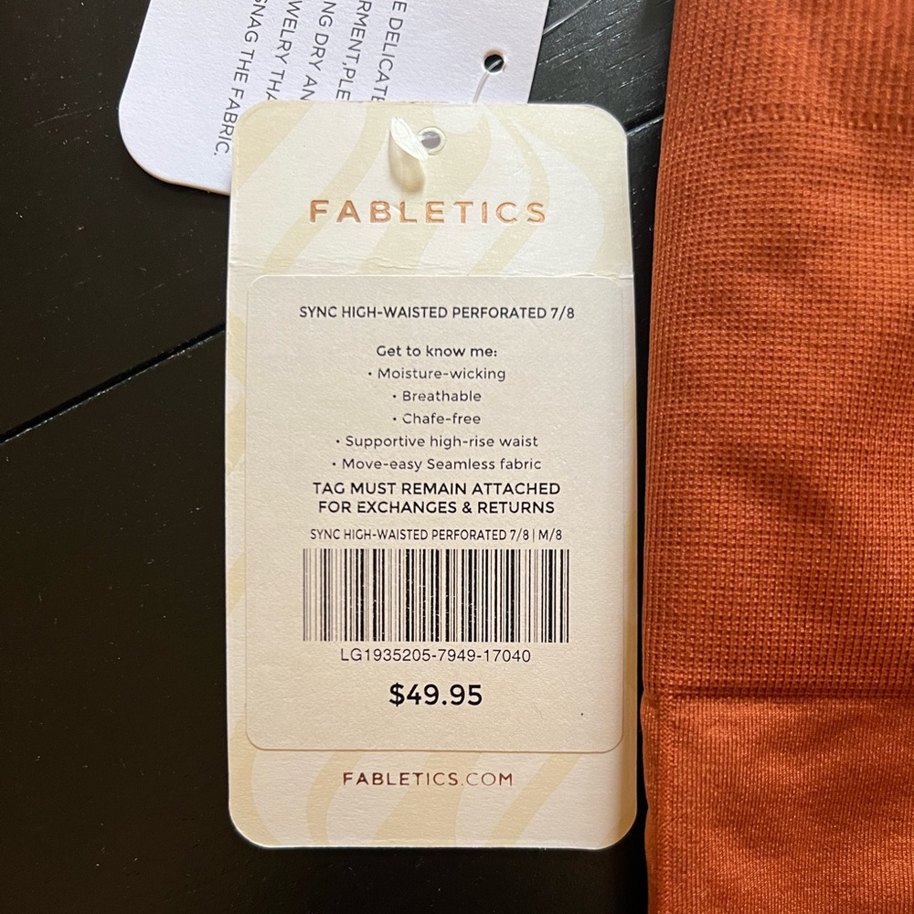 Never worn, high waisted, fabletics workout leggings.